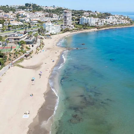 Apartment Prime Location! Few Minutes Walk To The Beach, Sports Club, Restaurants, Supermarkets And More! *