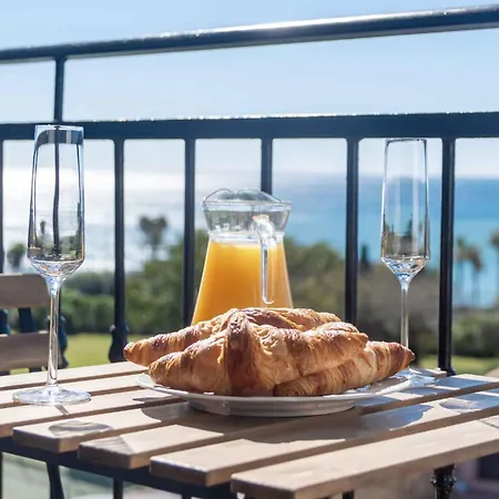 Appartement Prime Location! Few Minutes Walk To The Beach, Sports Club, Restaurants, Supermarkets And More! Sitio de Calahonda